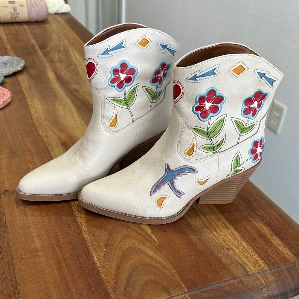 Zodiac Cream Embroidered Ankle Booties